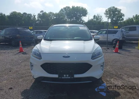 2020 Ford Escape Titanium Hybrid z USA, uszkodzony, nr VIN 1FMCU0DZ1LUA10524